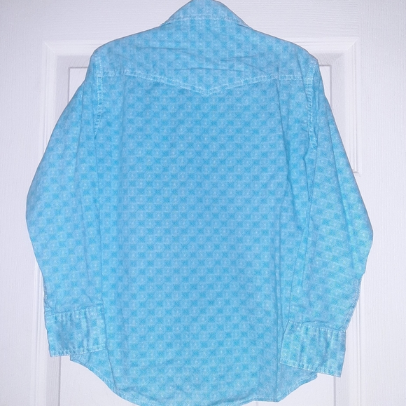 Wrangler button down - Picture 2 of 5